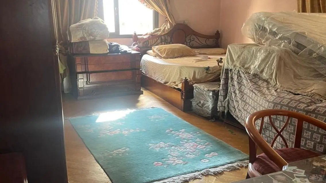 شقة فاخرة للبيع بمساحة 350 متر