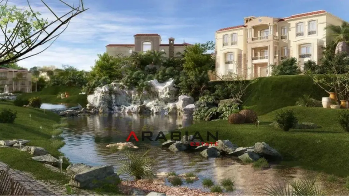 Luxury Apartment Overlooking Lakes with 680 Meter Space