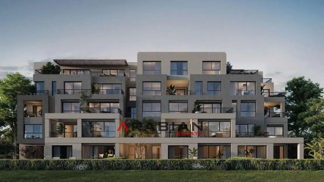 Luxury Apartment Overlooking Lakes with 680 Meter Space