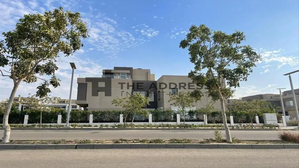 Stunning Villa for Sale in a Premier Compound - 15,000,000 EGP