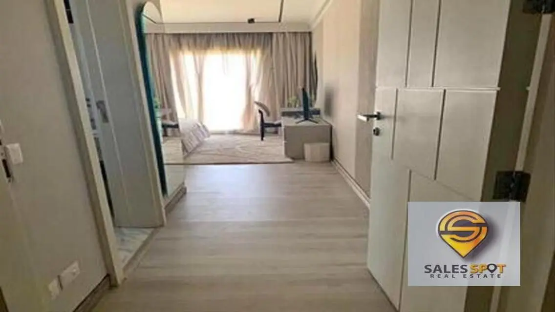 Luxury La Vista 10 - Apartment with Private Garden