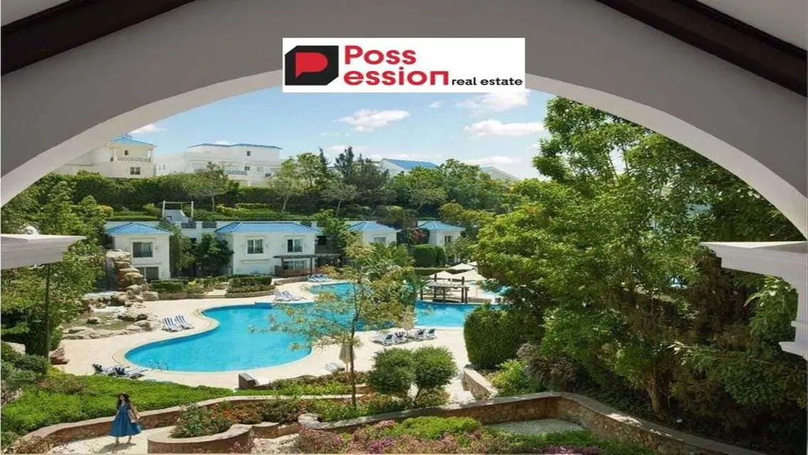 Luxury Apartment with 220 sqm, Pool and Shared Gym