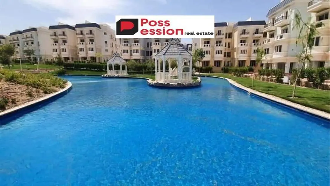 Luxury Apartment with 220 sqm, Pool and Shared Gym
