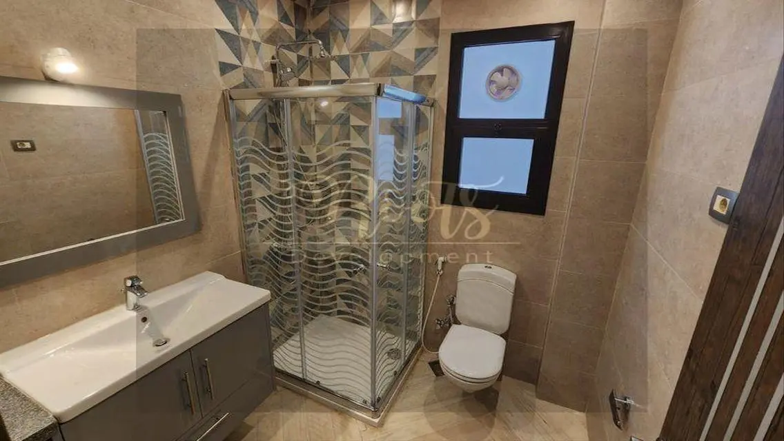 شقة مميزة للبيع بمساحة 152 متر