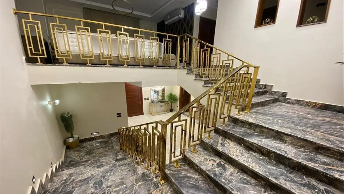 Luxury Villa in Upville - 320