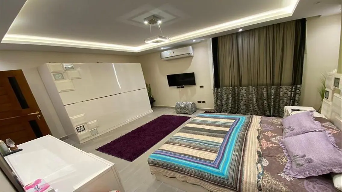 Luxury Villa in Upville - 320