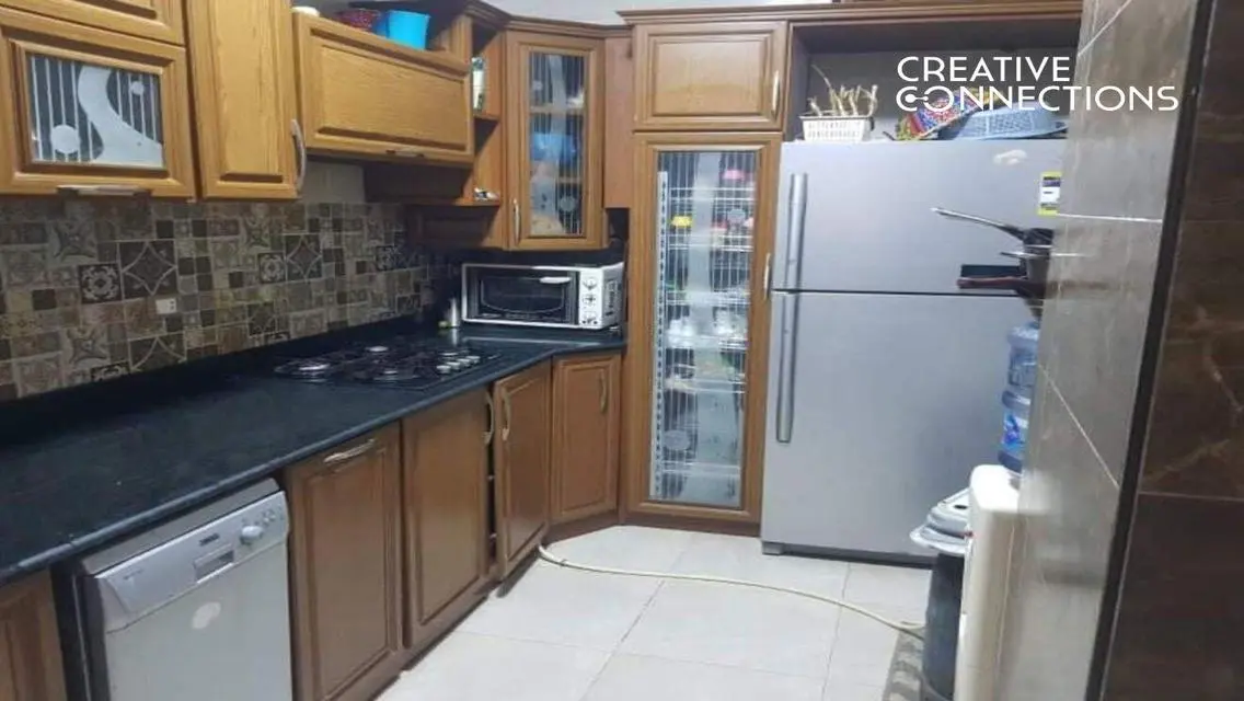 فيلا فاخرة 4 غرف نوم مع مسبح خاص للبيع