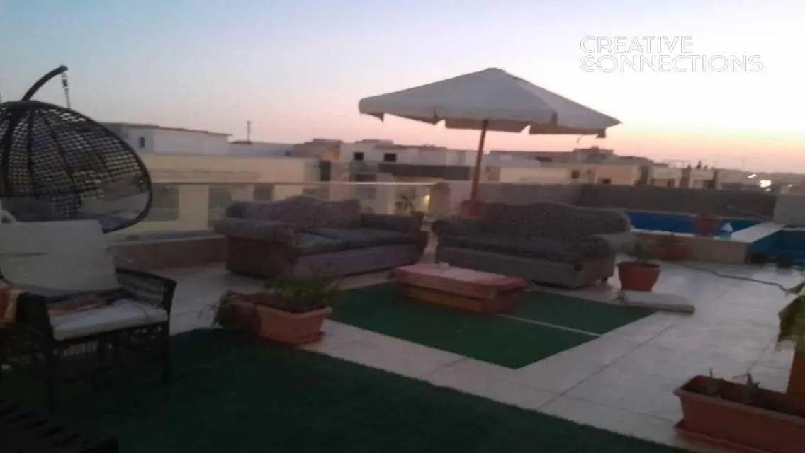 فيلا فاخرة 4 غرف نوم مع مسبح خاص للبيع