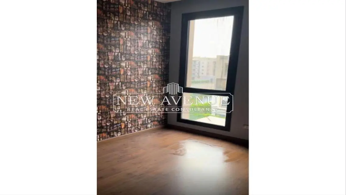 Luxury Villa for Sale with Spacious Layout in the Heart of the City