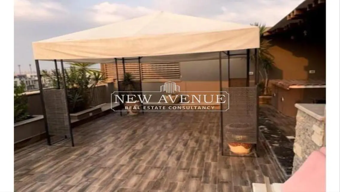 Luxury Villa for Sale with Spacious Layout in the Heart of the City