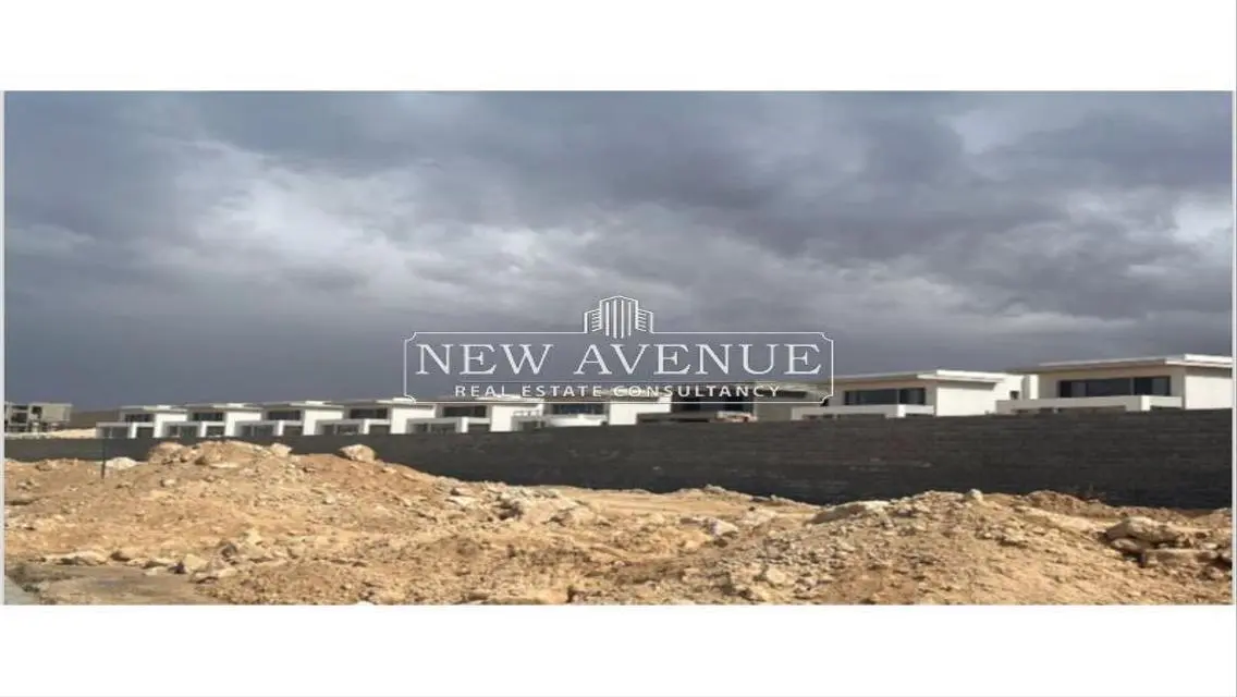 Luxury Villa with Spacious Layout in Prime Location