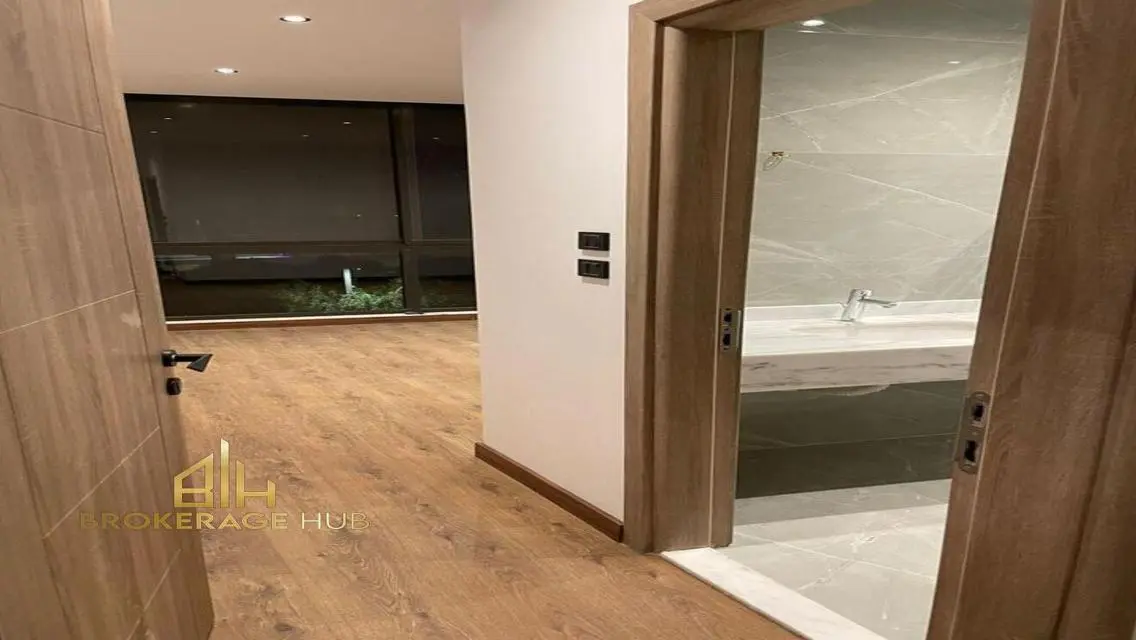 Luxury Apartment for Sale Near Lakes