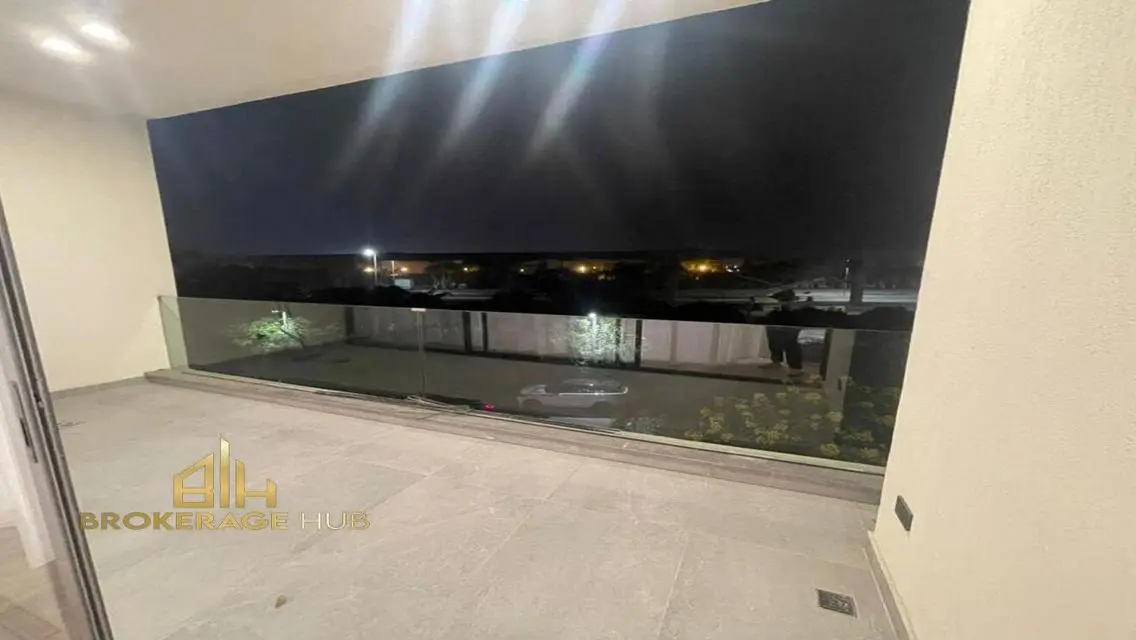Luxury Apartment for Sale Near Lakes