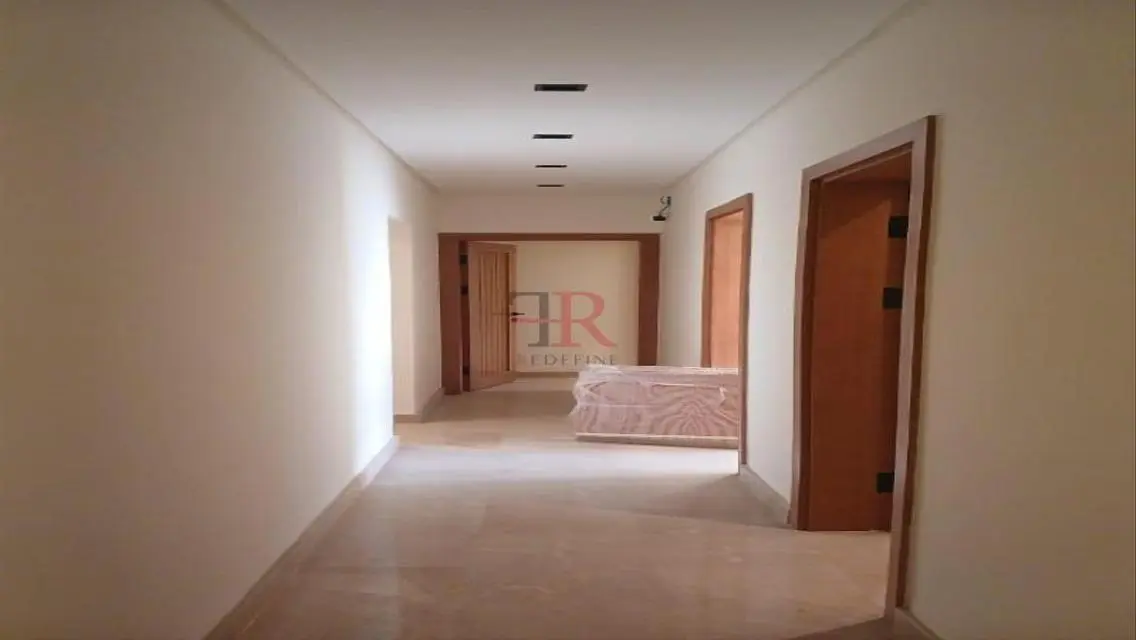 Luxury Apartment with Stunning Lake View for Sale