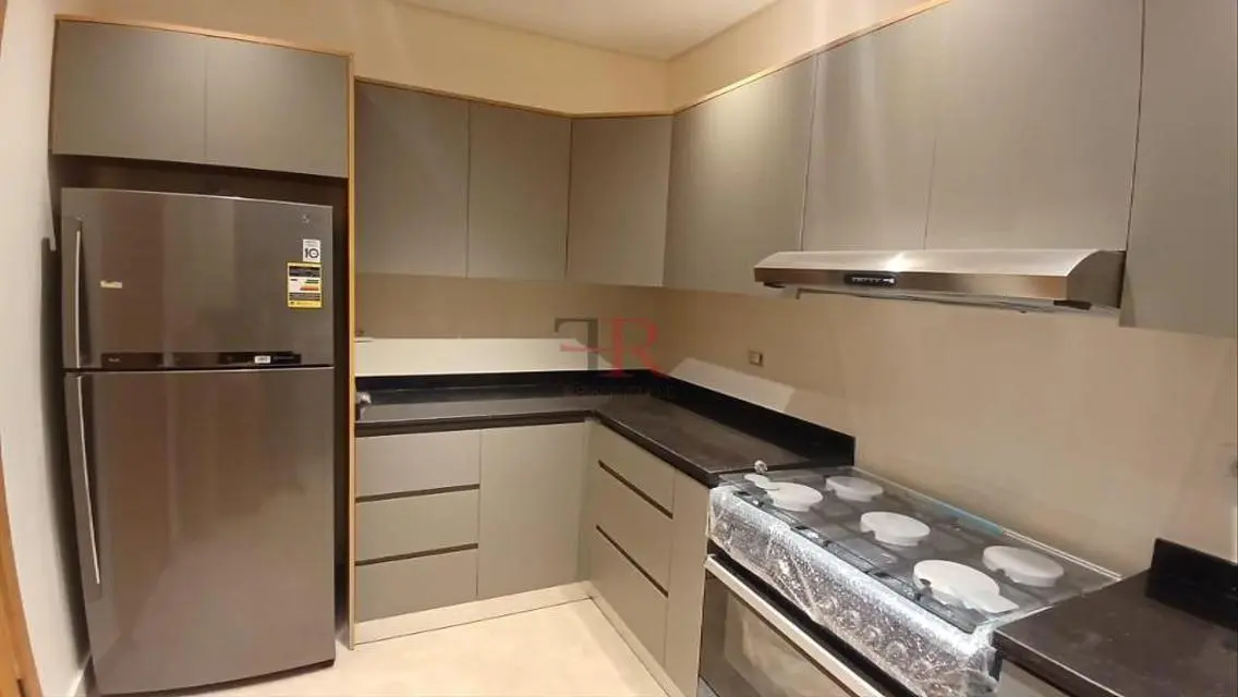 Luxury Apartment with Stunning Lake View for Sale