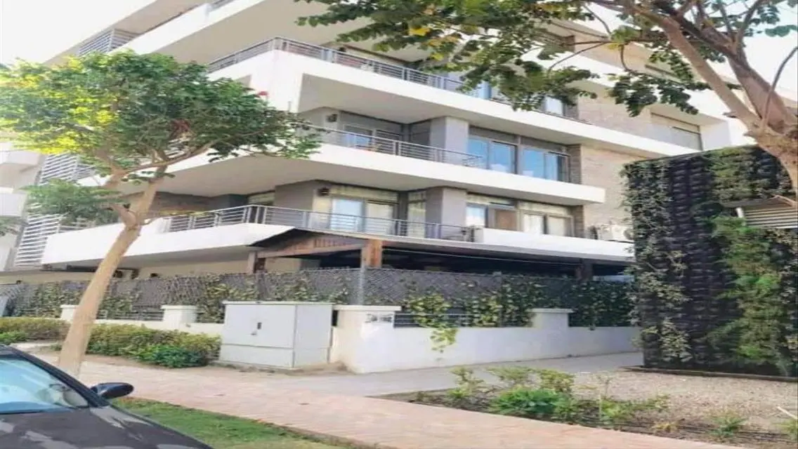 Luxury Apartment in Taj City