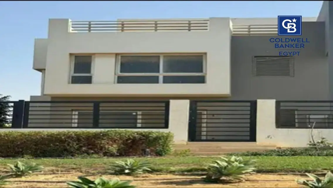 Hyde Park Business District - Exceptional Investment