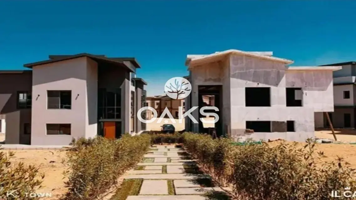 Luxurious Villa with Spacious Garden and Private Pool