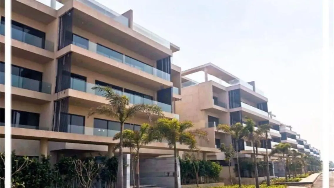 Luxury Apartment with 2 Bedrooms and Scenic View