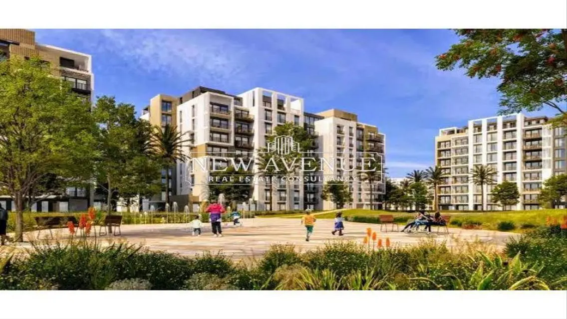 Luxury Apartment with Private Garden and Maid Room