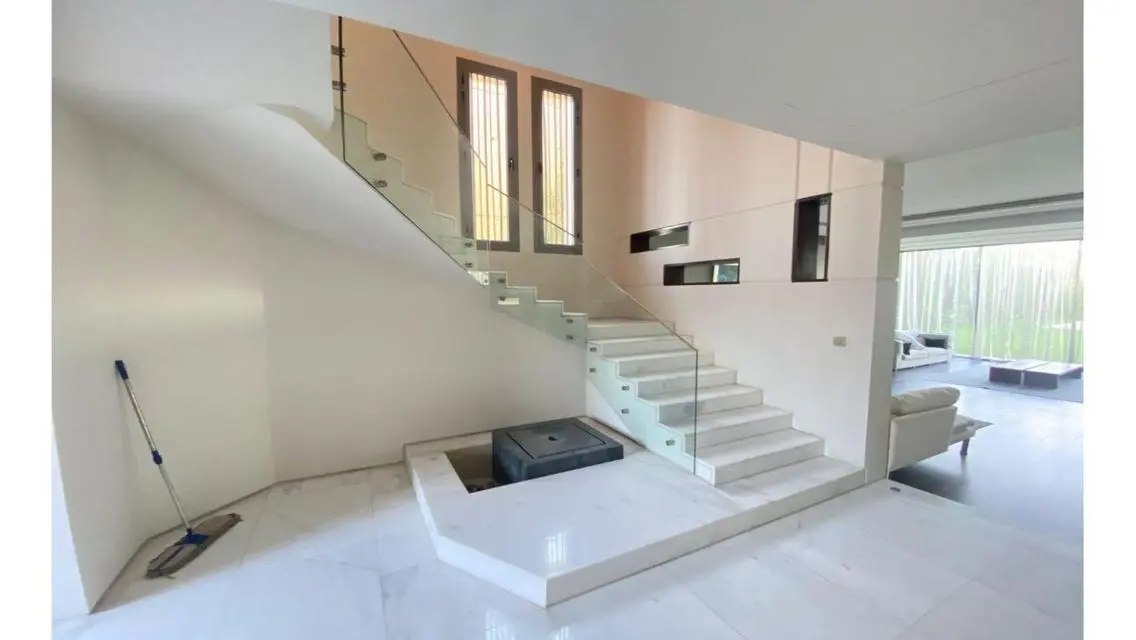 Luxury Villa with Private Pool and Garden