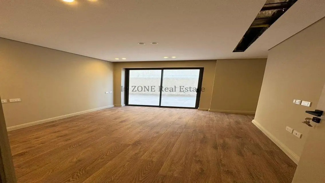 Fantastic Apartment for Sale in I-Zone 1 at Great Price