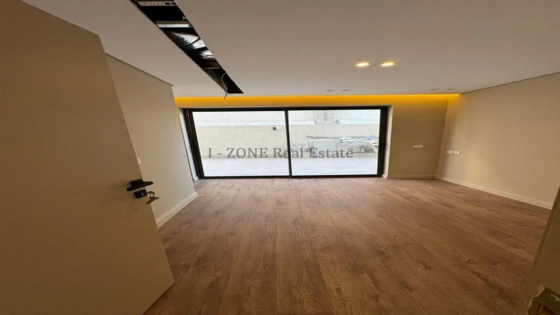 Fantastic Apartment for Sale in I-Zone 1 at Great Price