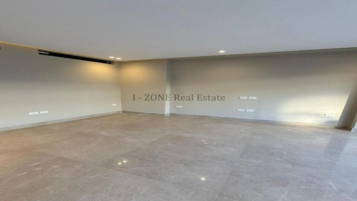 Fantastic Apartment for Sale in I-Zone 1 at Great Price