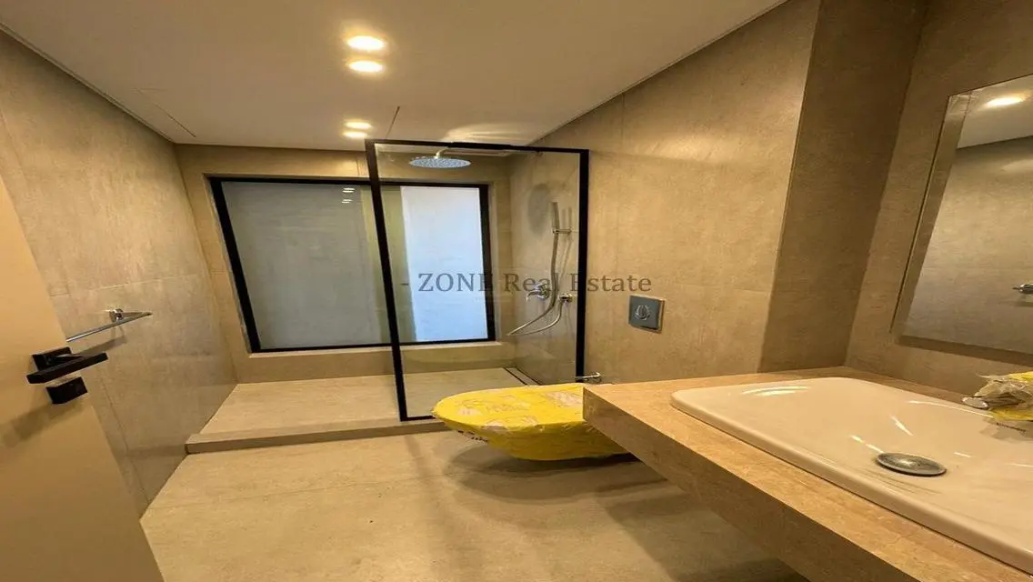 Fantastic Apartment for Sale in I-Zone 1 at Great Price