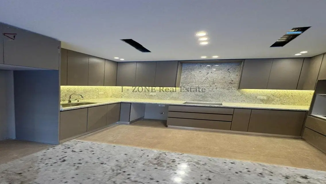 Fantastic Apartment for Sale in I-Zone 1 at Great Price