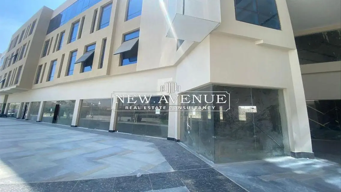 Complete Commercial Property for Sale - 1500 m²