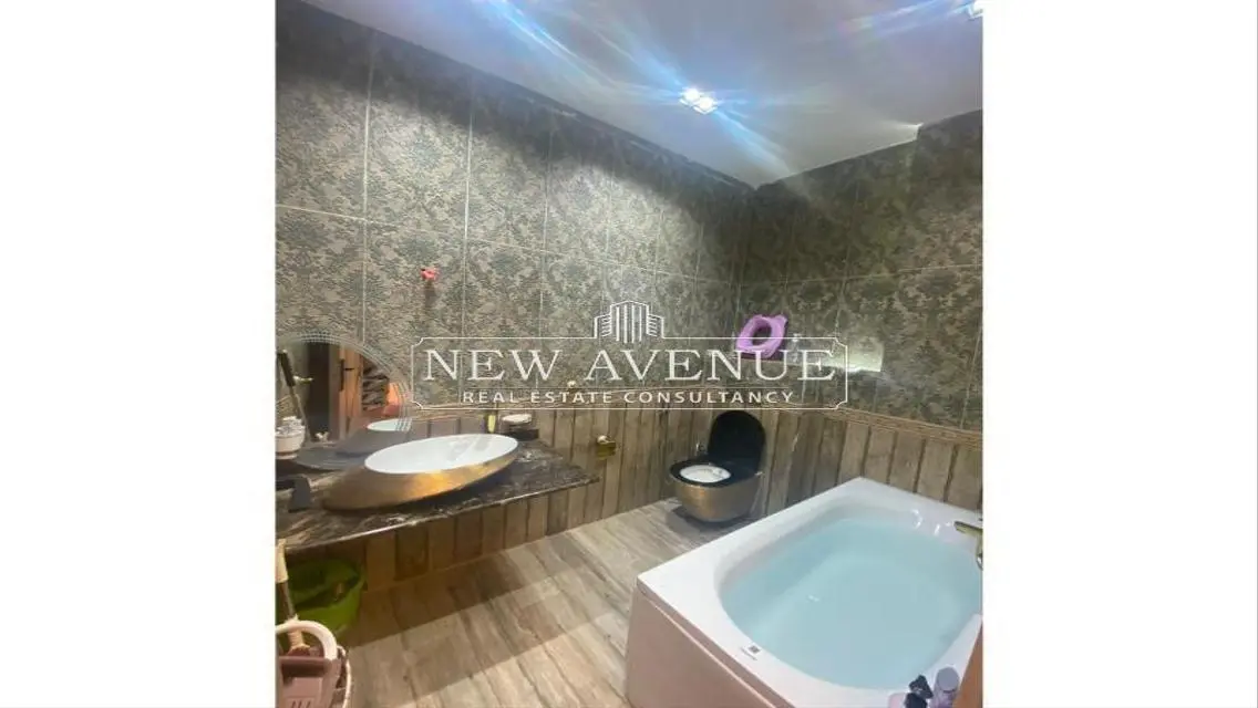 Luxury Apartment with Private Garden and Security Guard