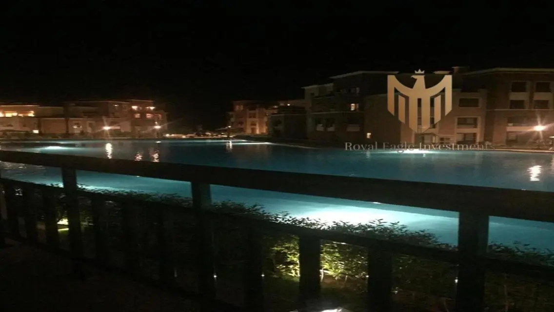Luxury Villa for Sale with 100 Meter Space by the Balcony