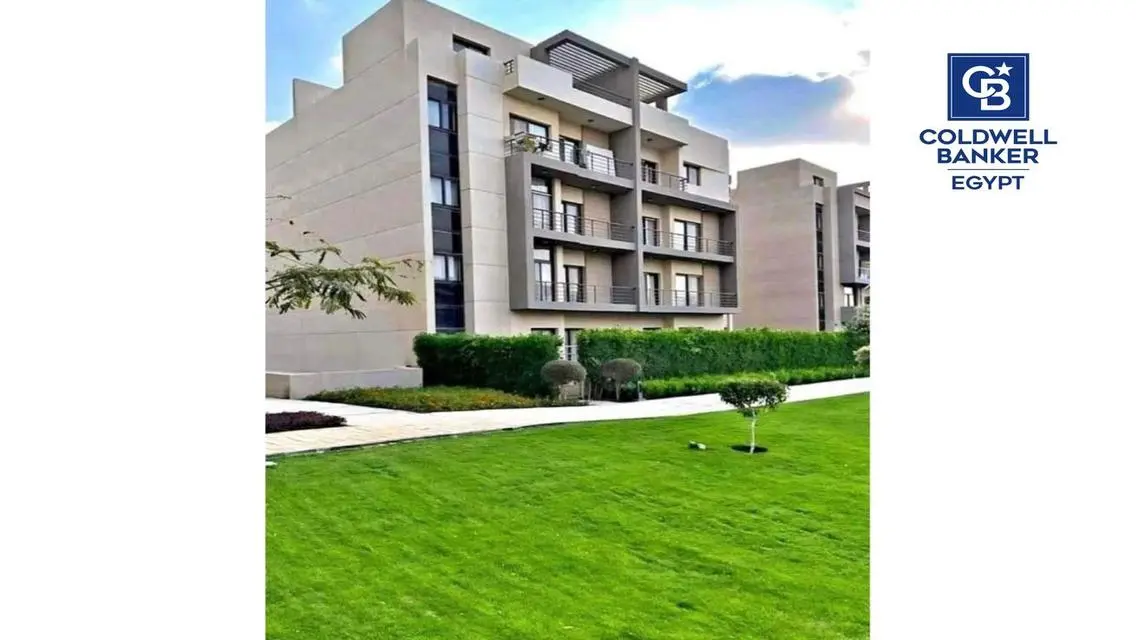 Luxury Villa for Sale Overlooking Lakes