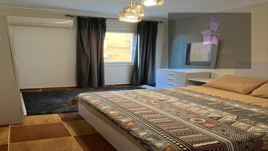 شقة فاخرة للبيع في موقع متميز