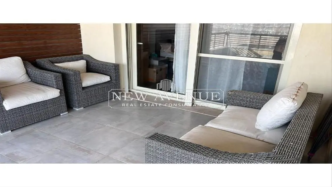 Luxury Apartment with Spacious Living in the Heart of the City