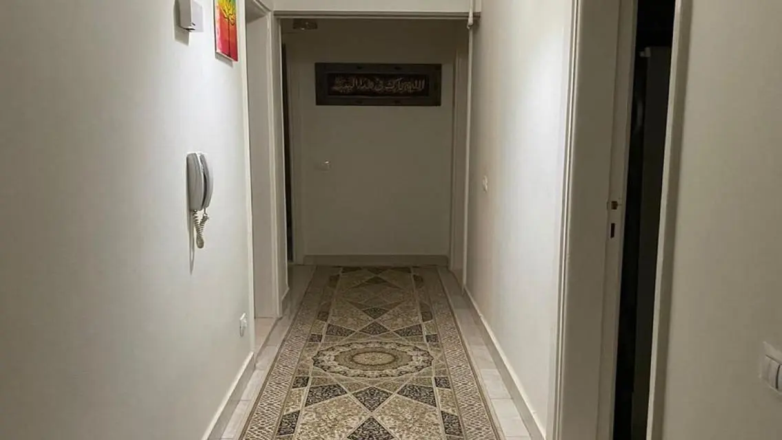 شقة للبيع في قلب المدينة بسعر مميز