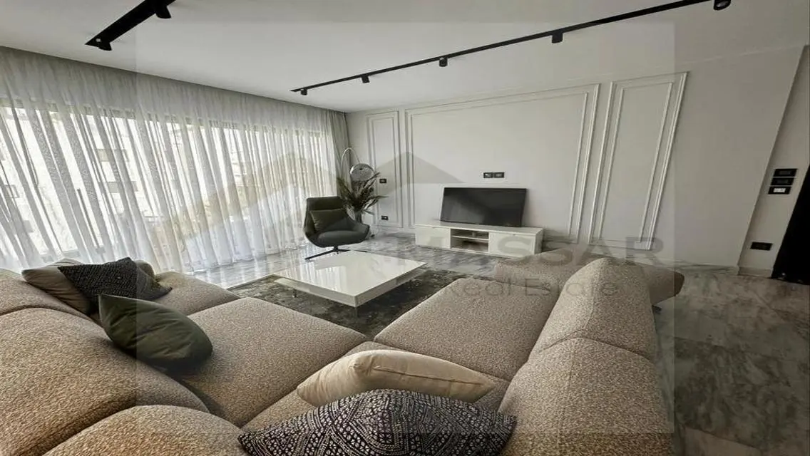 شقة تطل على البحيرات في Lake View Residence