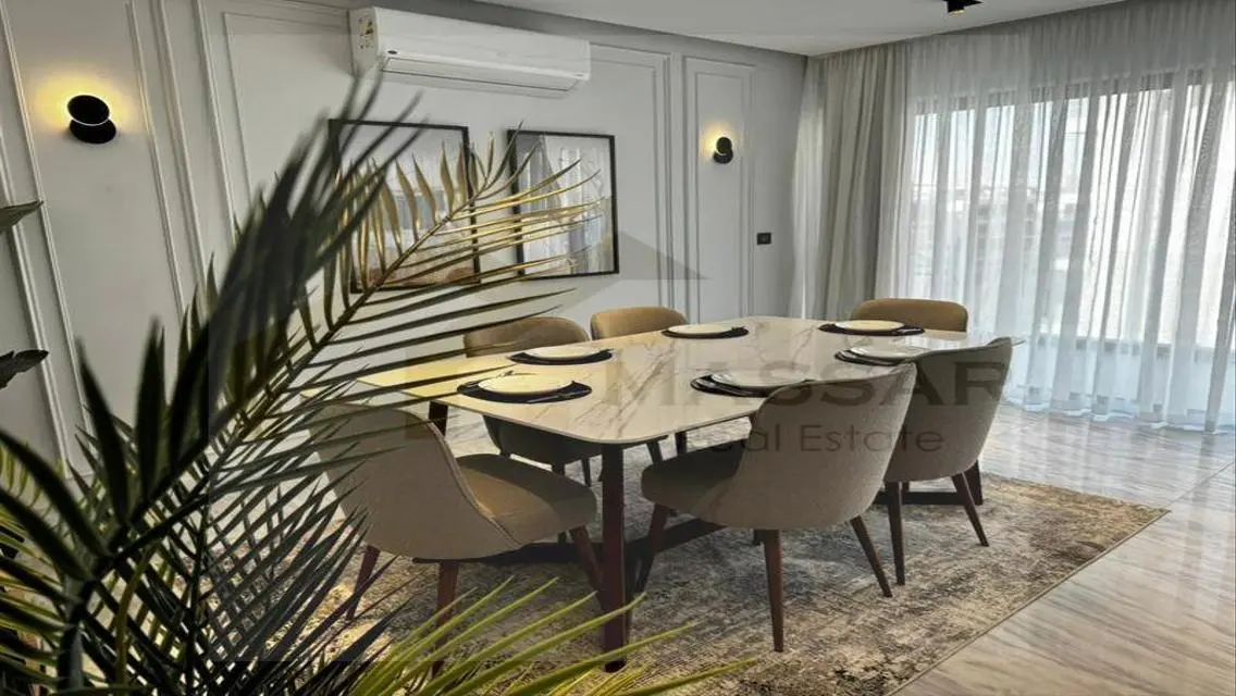 شقة تطل على البحيرات في Lake View Residence