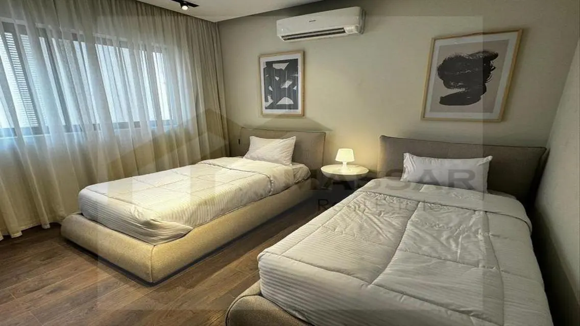 شقة تطل على البحيرات في Lake View Residence