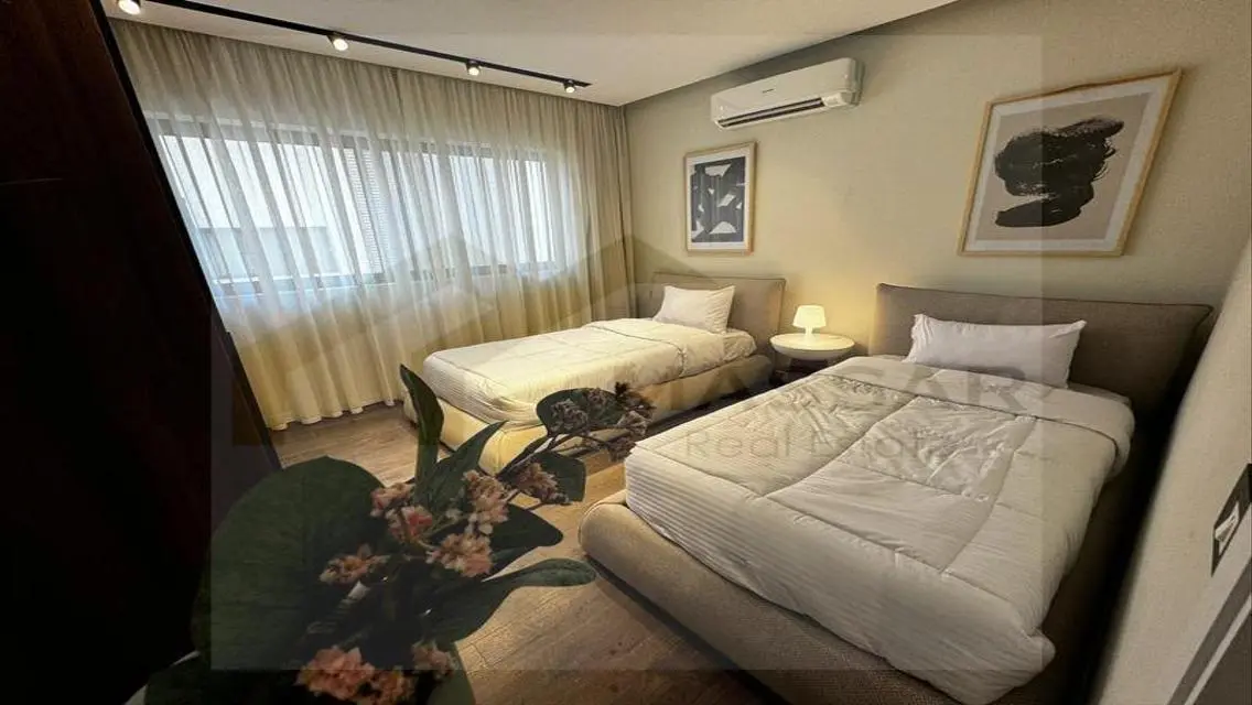 شقة تطل على البحيرات في Lake View Residence
