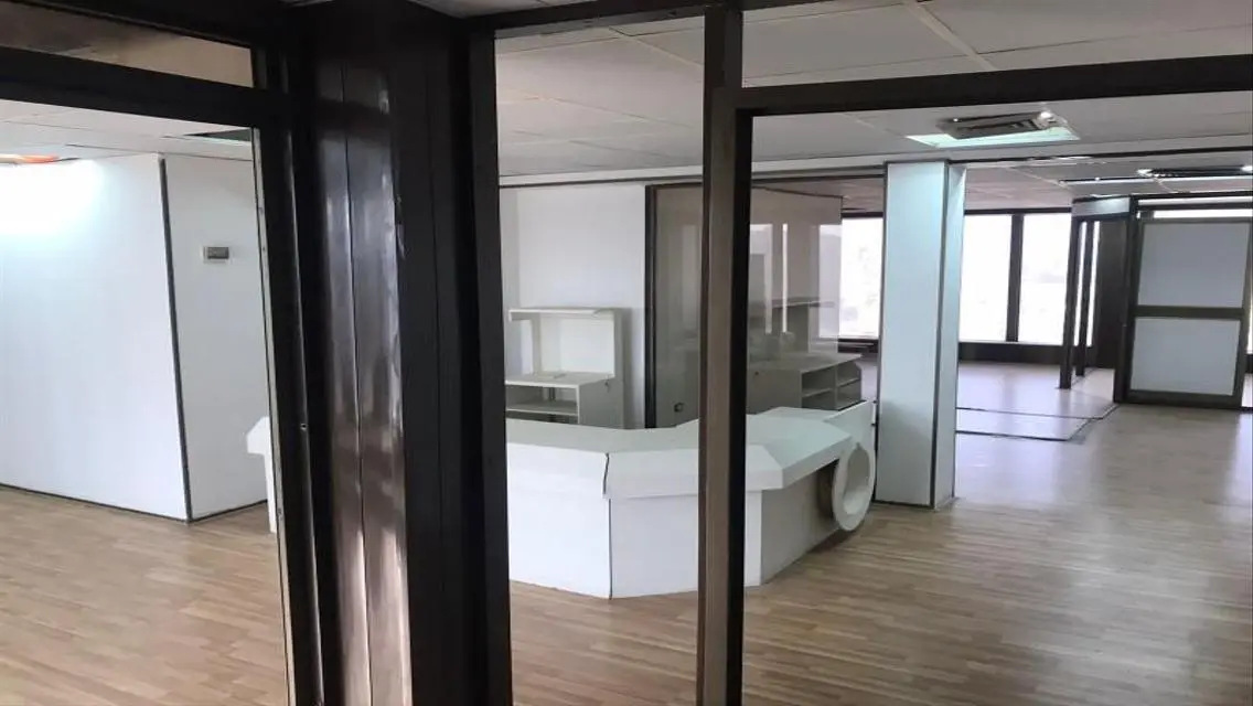 Commercial Property for Rent - Space 6-1-4-2-HDF