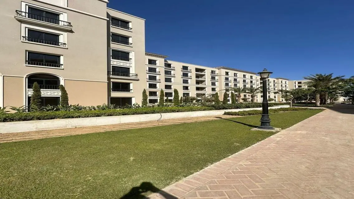 Luxurious and Elegant Apartment in Prime Location