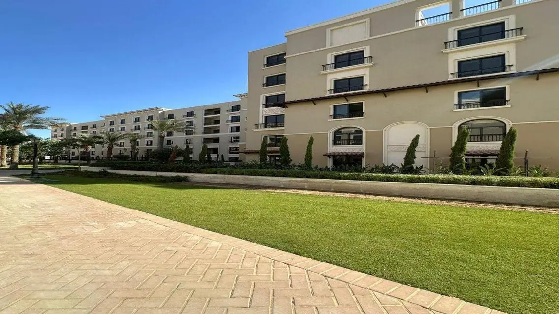 Luxurious and Elegant Apartment in Prime Location