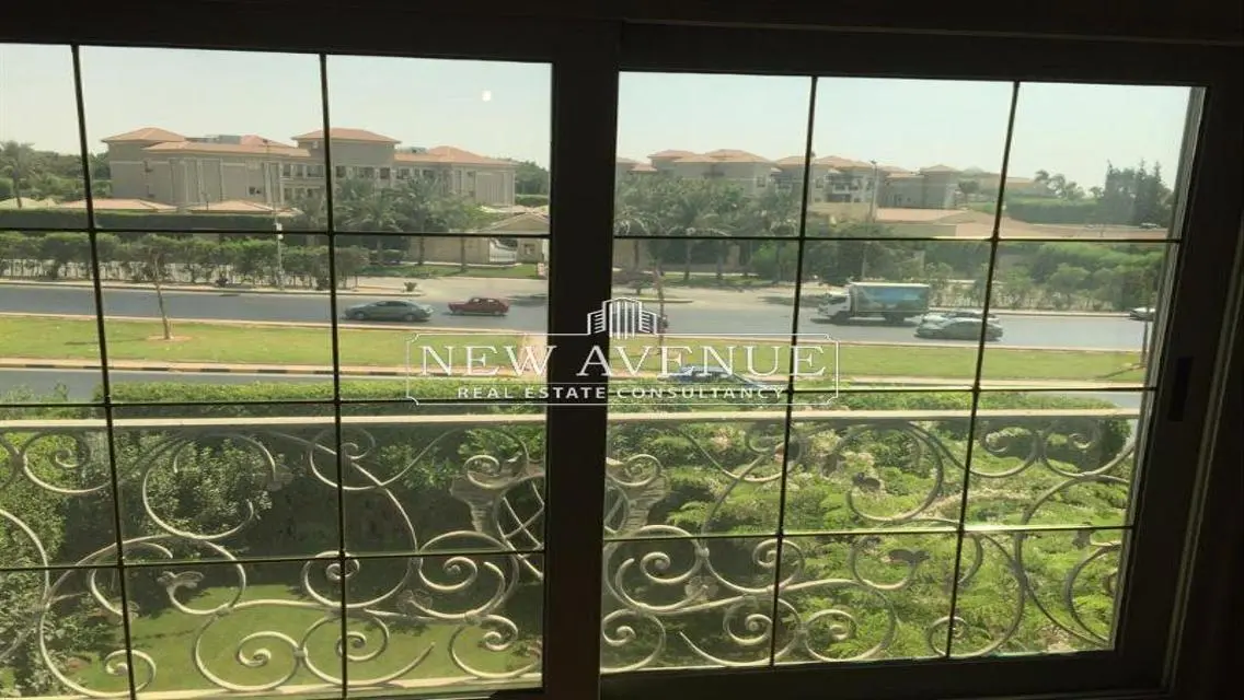 Luxury Property with 3 Bedrooms in Prime Location
