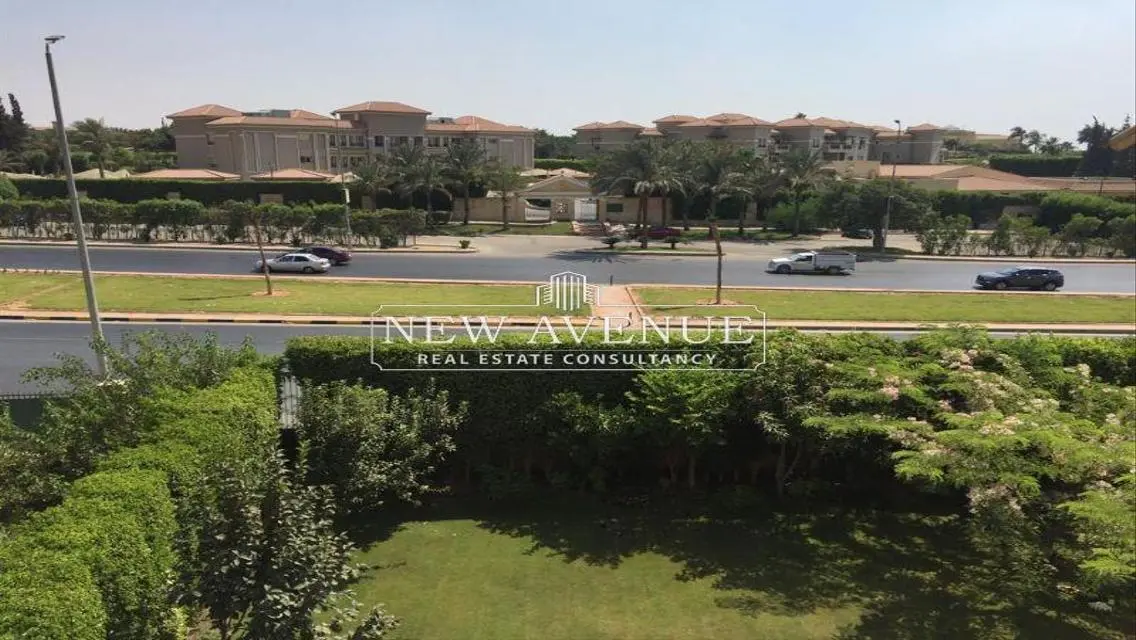 Luxury Property with 3 Bedrooms in Prime Location