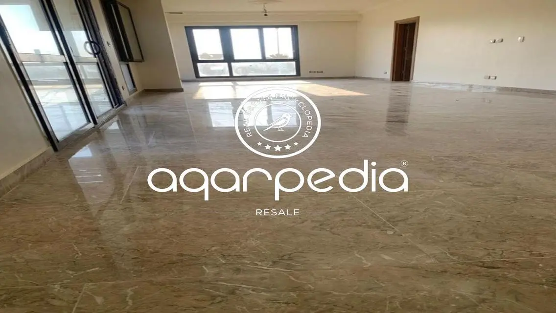 Stunning 278 sqm Apartment for Sale in Prime Location