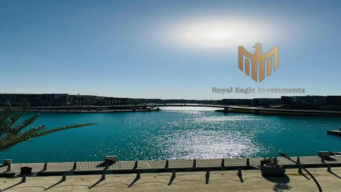 Luxury Apartment with Private Garden, 143 sqm