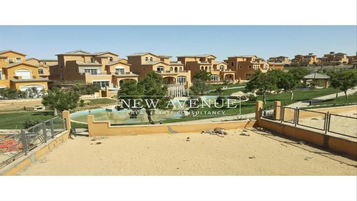 Luxury villa for sale, 640 sqm