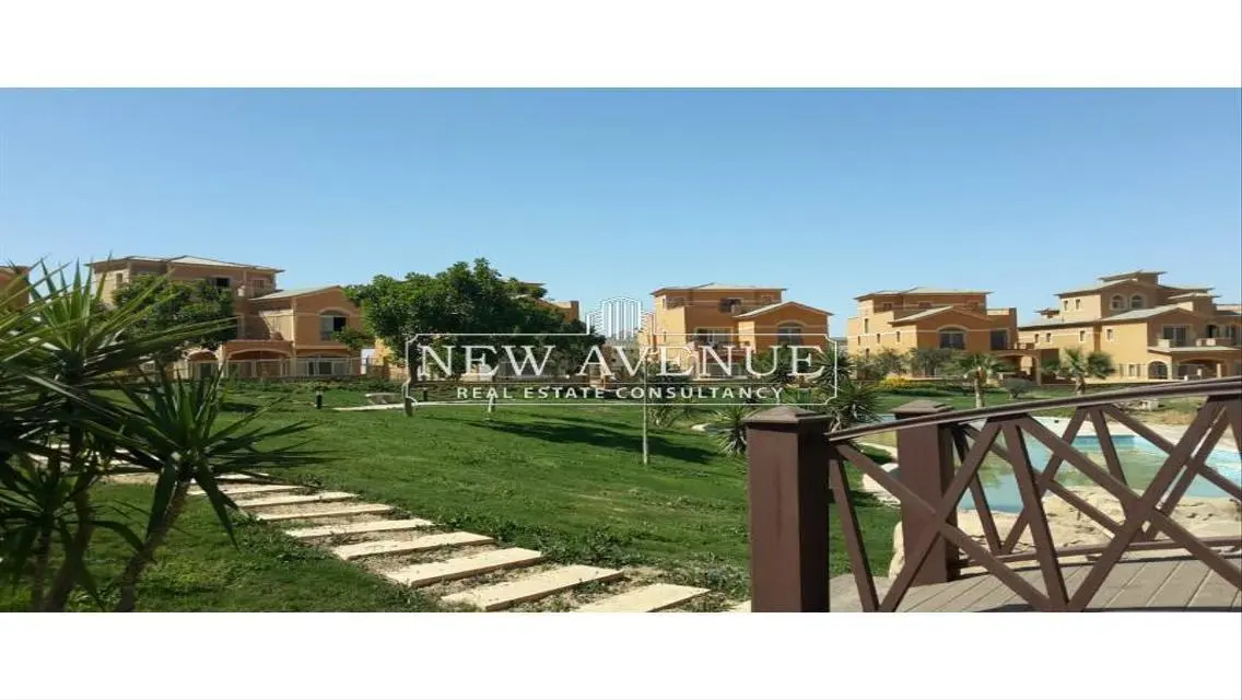 Luxury villa for sale, 640 sqm